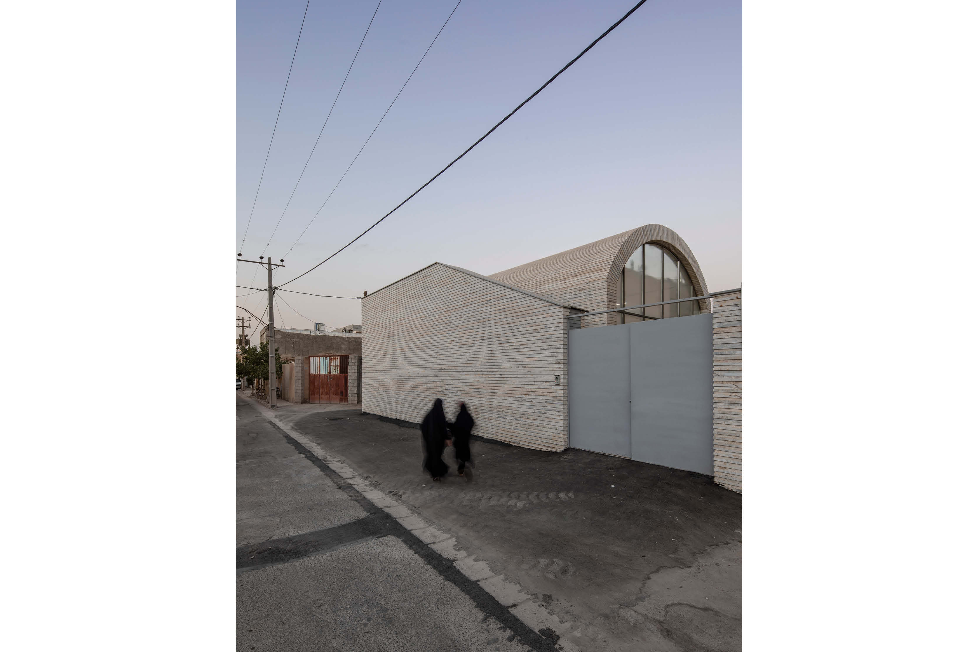 رتبه دوم مشترک: خانه تک‌طاق، اصفهان ، دفتر معماری آینه‏،  علی سلطانی، علی دهقانی، عاطفه کرباسی