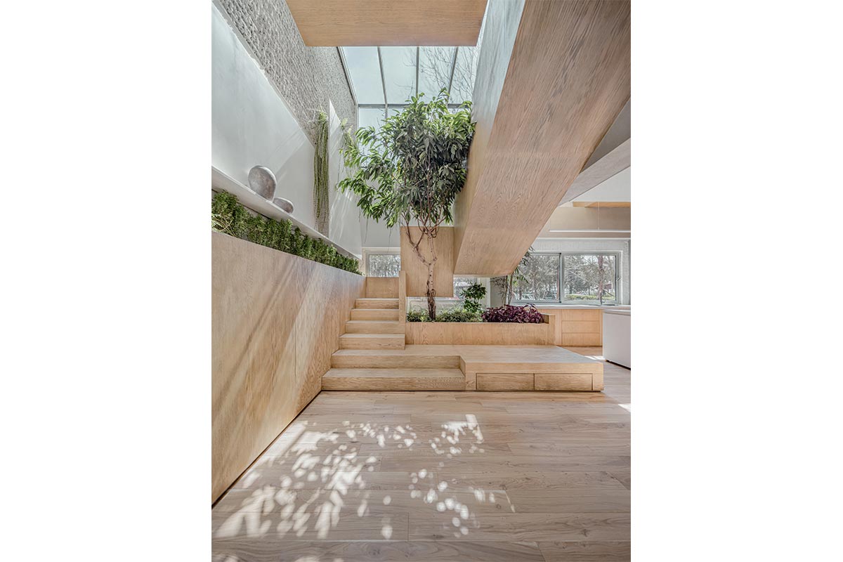 رتبه اول: آپارتمان مسکونی مینو-آن (پروژه زنبق پردیسان)، تهران، دفتر معماری کراس‏،  مهرداد مکارمی