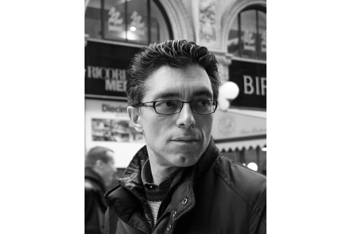 کامران افشار نادری